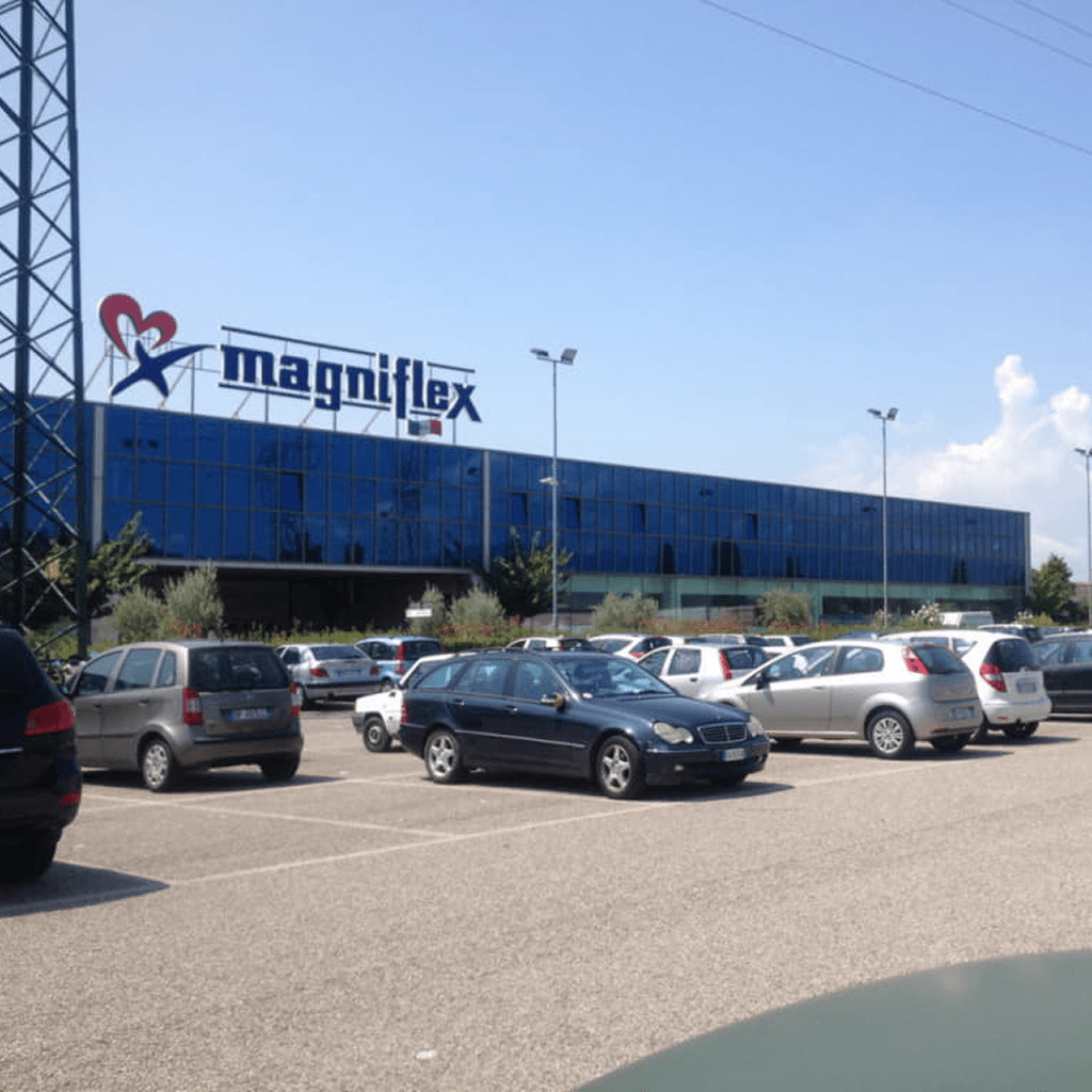 Фасад здания бренда матрасов magniflex