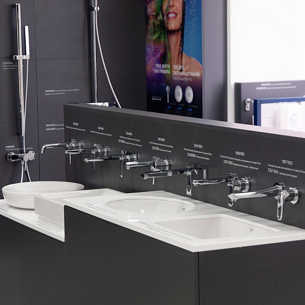 Інтер'єр фірмового шоуруму grohe