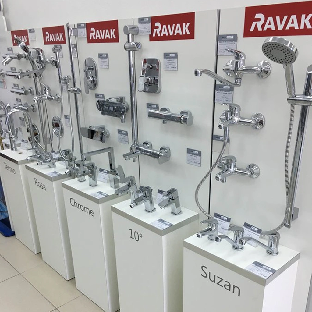 Інтер'єр фірмового шоуруму ravak